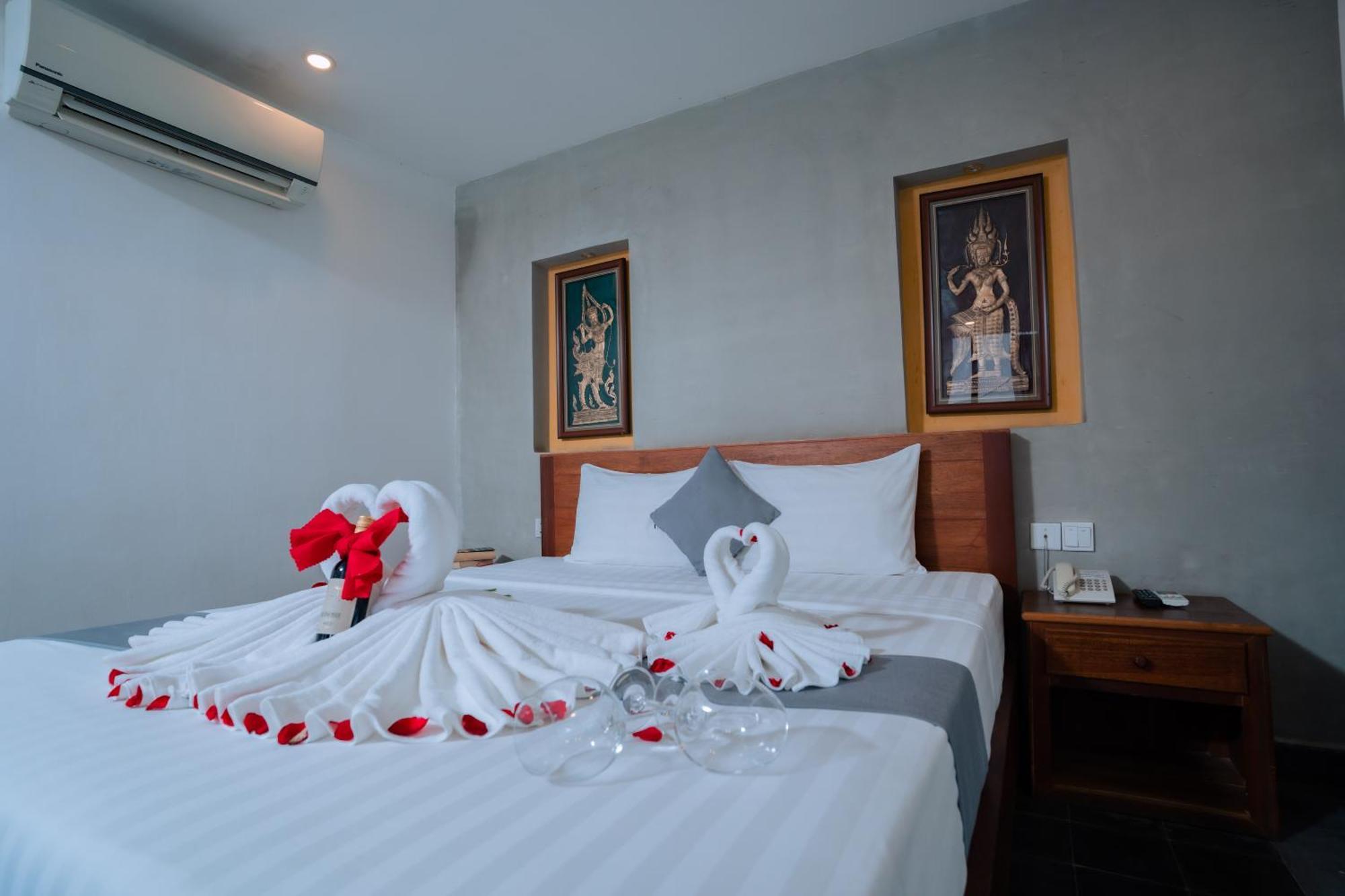 Home Chic Hotel Phnom Penh Esterno foto
