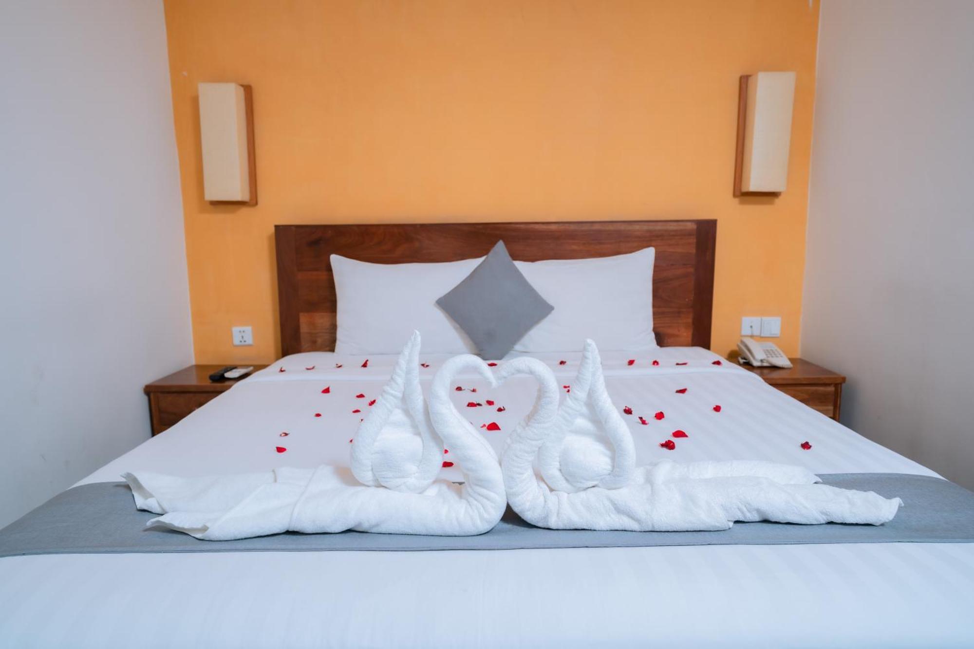 Home Chic Hotel Phnom Penh Esterno foto