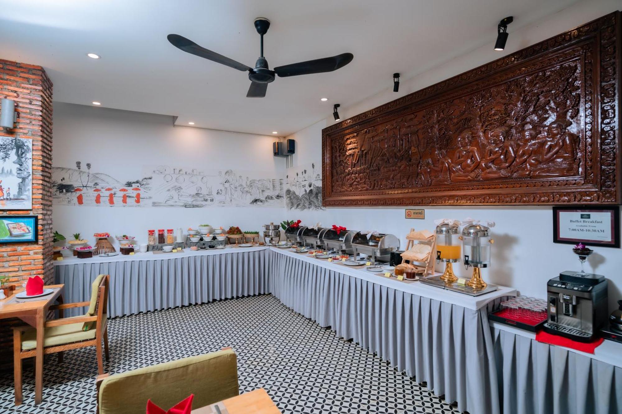 Home Chic Hotel Phnom Penh Esterno foto