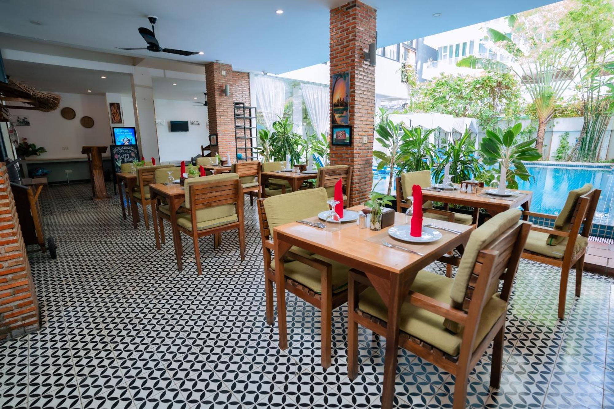 Home Chic Hotel Phnom Penh Esterno foto