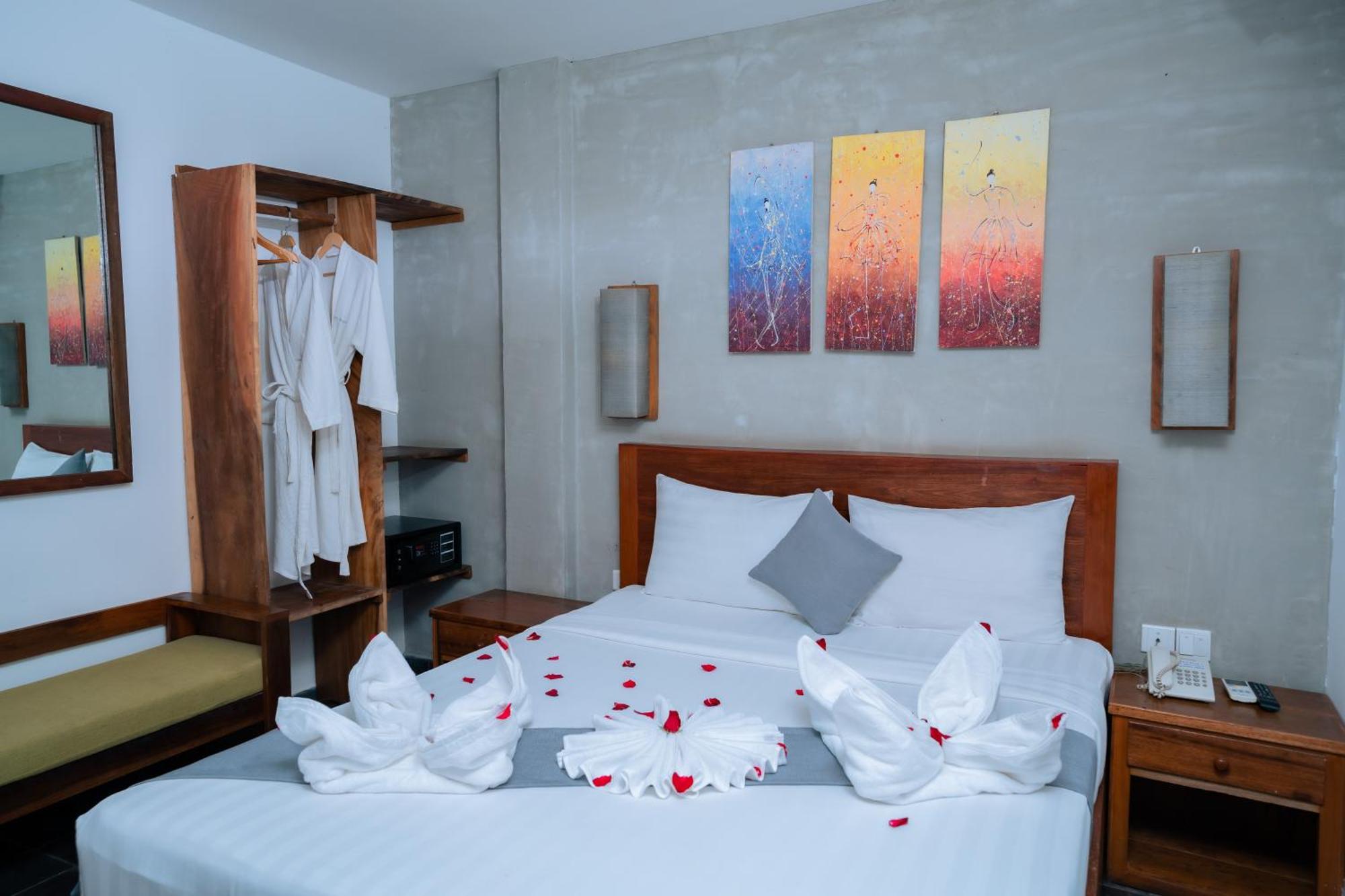 Home Chic Hotel Phnom Penh Esterno foto